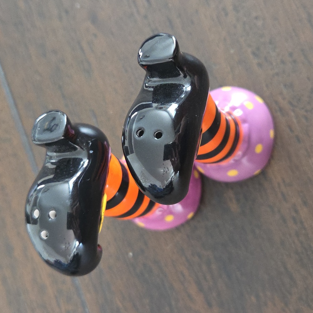 Witch Legs Salt and Pepper Shakers - Picture 2 of 4